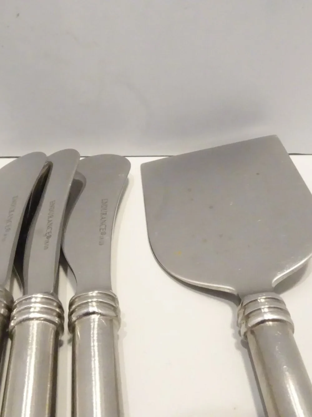 Lot of 12 Endurance Stainless 18/10 Cheese Knives Spreaders Butter Charcuterie
